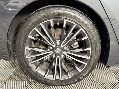 Used 2016 Nissan Maxima Platinum image 32