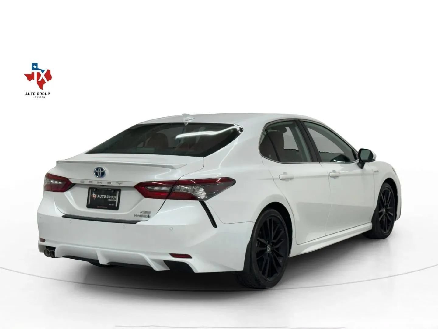 Used 2021 Toyota Camry XSE w/ Navigation Upgrade Package FWD image 56