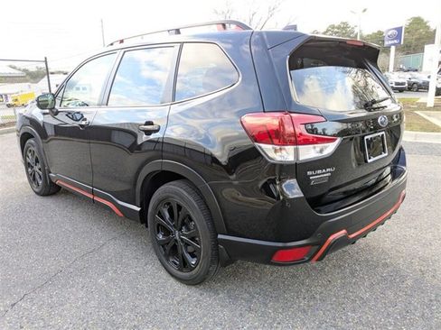 Used 2024 Subaru Forester Sport image 9