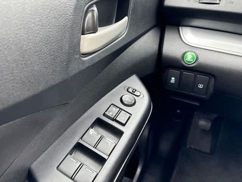 Used 2015 Honda CR-V LX image 23