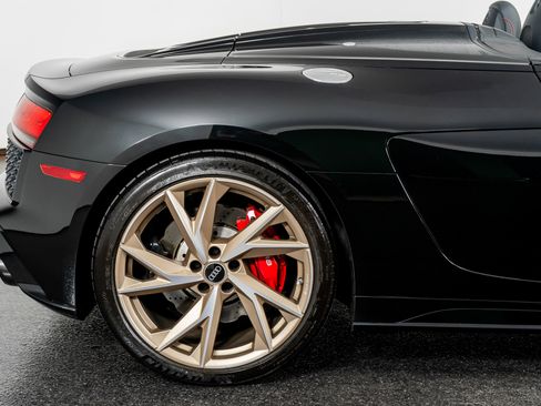 Used 2023 Audi R8 V10 performance image 13