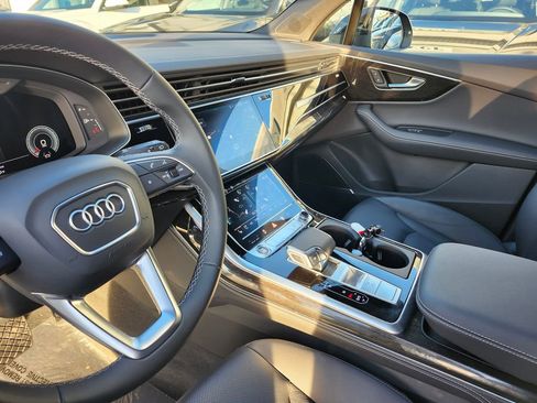 Used 2025 Audi Q7 3.0T Premium Plus w/ Premium Plus Package image 8