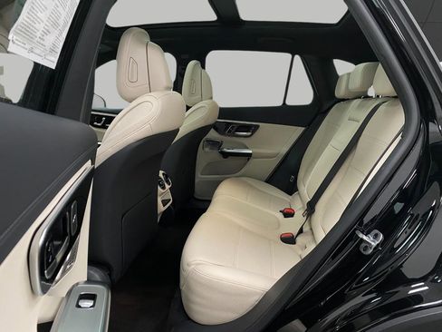 Certified 2023 Mercedes-Benz GLC 300 4MATIC image 27