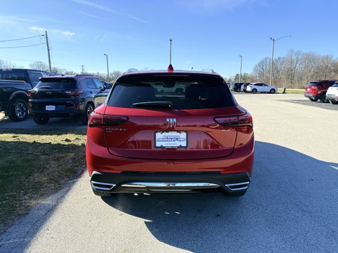 Used 2025 Buick Envision Preferred image 4