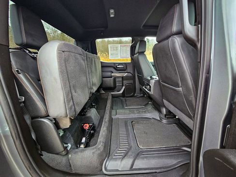 Used 2021 GMC Sierra 1500 AT4 w/ Off-Road Performance Package image 34