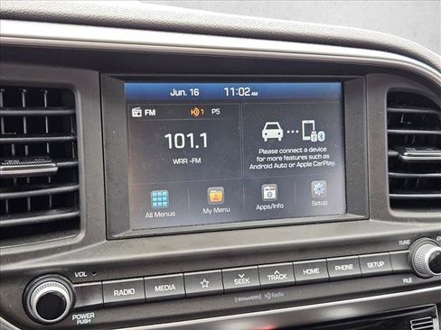 Used 2020 Hyundai Elantra SEL w/ Cargo Package (C1) FWD image 13