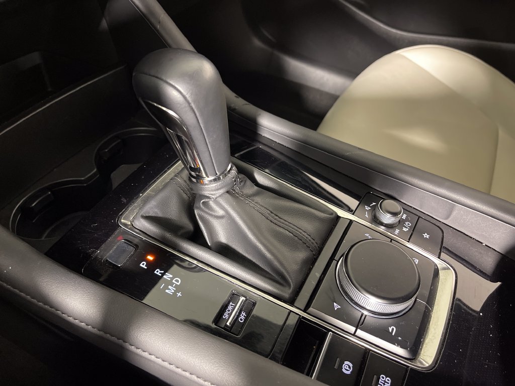 Used 2019 MAZDA MAZDA3 Hatchback FWD image 24
