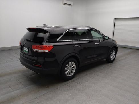 Used 2018 Kia Sorento FWD image 10