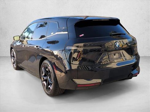 Used 2023 BMW iX M60 w/ Executive Package image 8