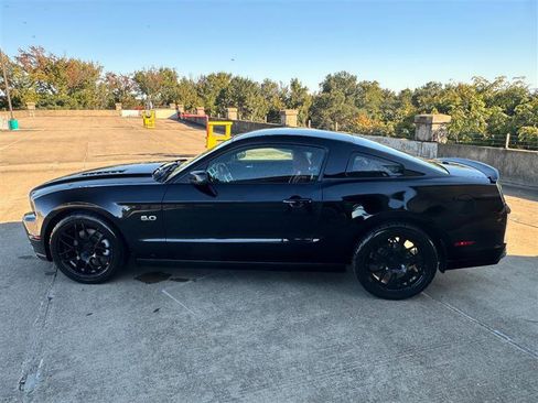 Used 2013 Ford Mustang GT Premium w/ Electronics Pkg image 3