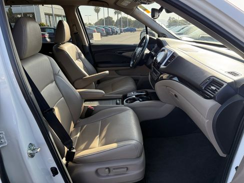 Used 2016 Honda Pilot Elite image 20