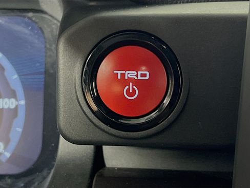 Used 2025 Toyota Tacoma TRD Off-Road AWD/4WD image 22
