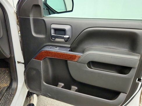 Used 2015 GMC Sierra 1500 SLE w/ SLE Value Package AWD/4WD image 26