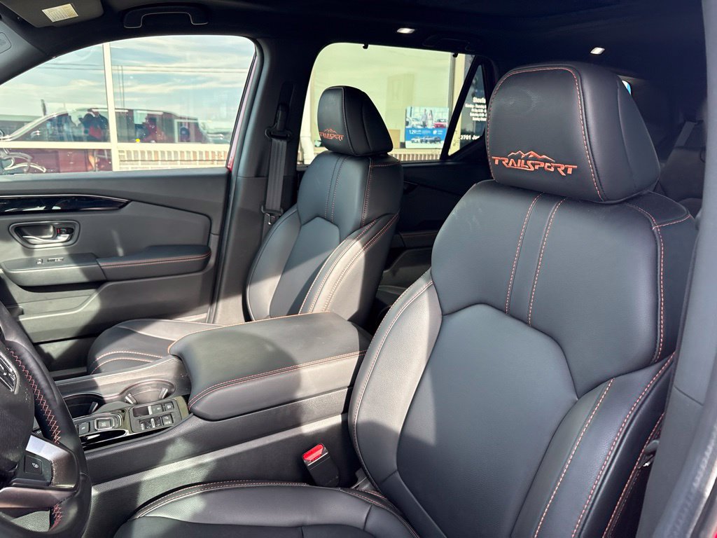 Certified 2025 Honda Pilot TrailSport image 12
