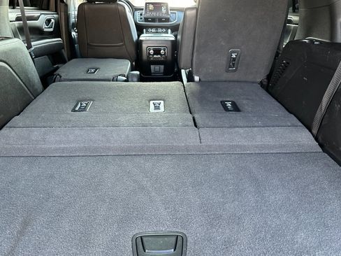 Certified 2023 GMC Yukon SLT w/ SLT Premium Package image 17