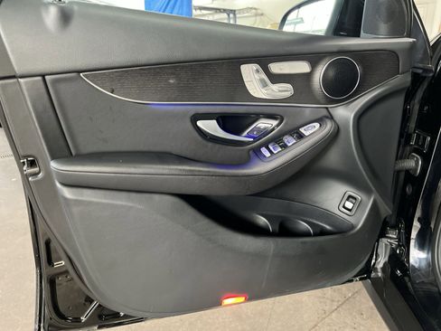 Used 2022 Mercedes-Benz GLC 300 4MATIC image 14