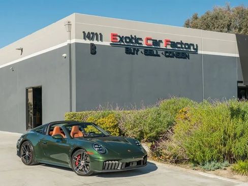 Used 2026 Porsche 911 Targa 4 GTS image 1