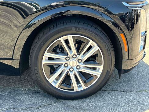 Used 2024 Cadillac Lyriq Tech AWD/4WD image 7