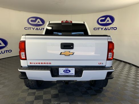 Used 2018 Chevrolet Silverado 1500 LTZ Z71 AWD/4WD image 4