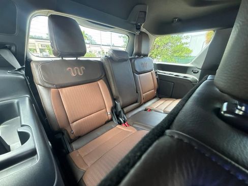Used 2025 Ford Expedition King Ranch AWD/4WD image 11
