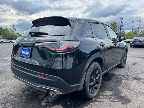 Used 2024 Honda HR-V Sport image 2