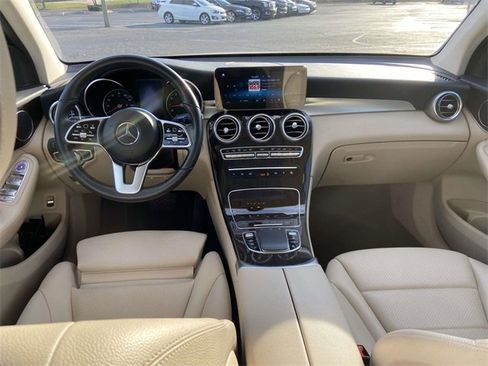 Used 2021 Mercedes-Benz GLC 300 GLC 300 image 10