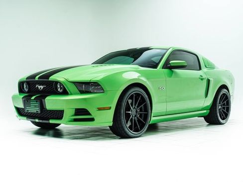 Used 2014 Ford Mustang GT Premium w/ Electronics Package RWD image 8