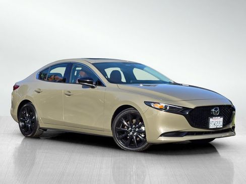 Certified 2025 MAZDA MAZDA3 s AWD/4WD image 1