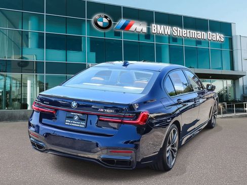 Used 2022 BMW M760i xDrive AWD/4WD image 4