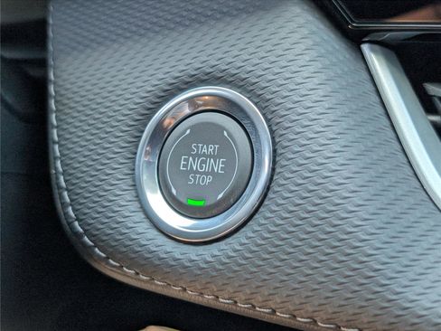 New 2026 Chevrolet Equinox LT w/ Safety and Technology Package AWD/4WD image 19
