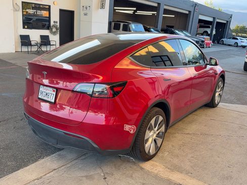 Used 2023 Tesla Model Y Long Range image 6