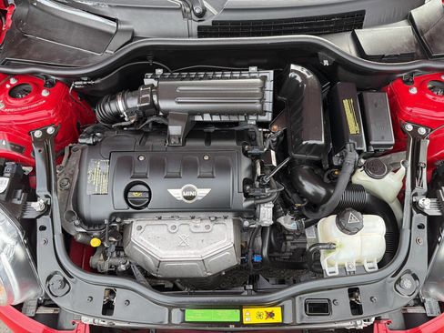 Used 2011 MINI Cooper Hardtop image 12