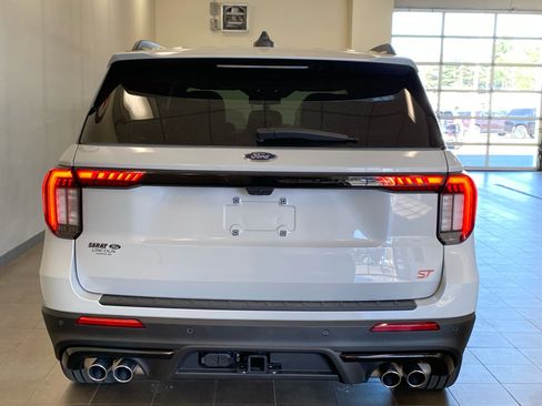 New 2026 Ford Explorer ST w/ Sun And Sound Package AWD/4WD image 13