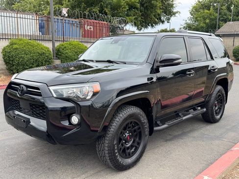 Used 2020 Toyota 4Runner SR5 Premium AWD/4WD image 1