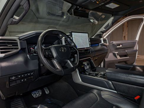 Used 2022 Toyota Tundra Platinum image 13