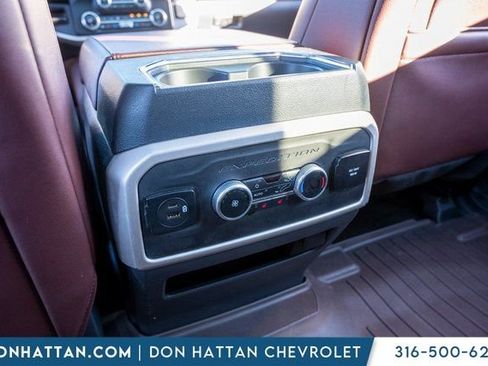 Used 2022 Ford Expedition Limited image 24