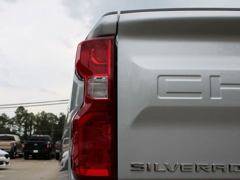 Used 2020 Chevrolet Silverado 1500 RST image 19