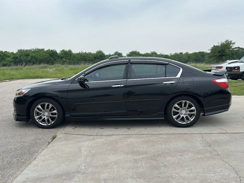 Used 2013 Honda Accord Touring image 5