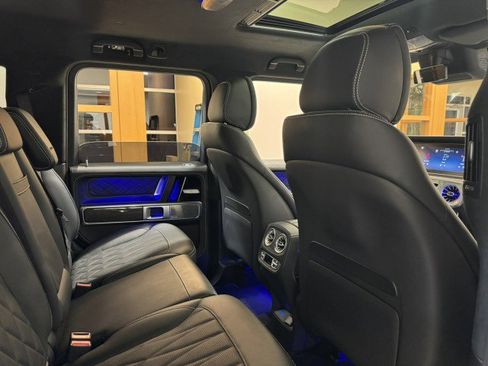 Used 2025 Mercedes-Benz G 63 AMG AMG G 63 image 32