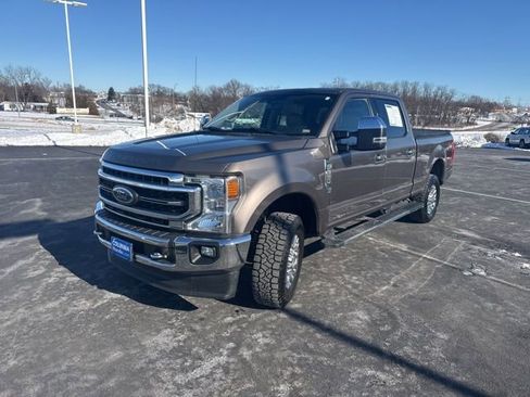 Used 2020 Ford F350 Lariat w/ Chrome Package image 4