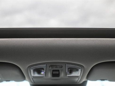 Certified 2022 Hyundai Kona Limited image 18