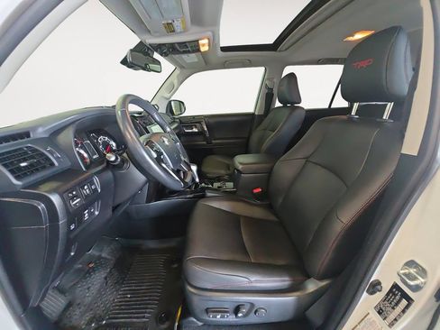 Used 2024 Toyota 4Runner TRD Off-Road Premium w/ Off Road Premium Plus Package AWD/4WD image 11