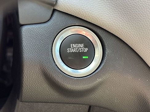 Certified 2022 Chevrolet Equinox LT image 16