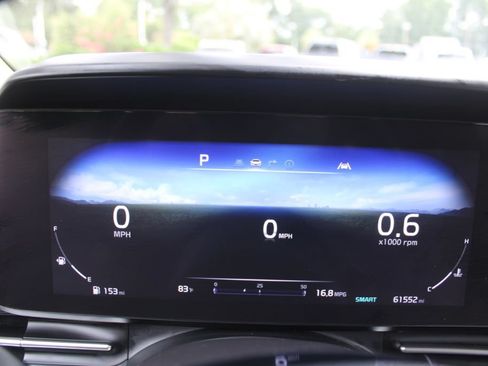 Used 2023 Kia Carnival SX Prestige FWD image 37