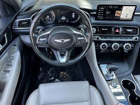 Used 2023 Genesis G70 2.0T image 14
