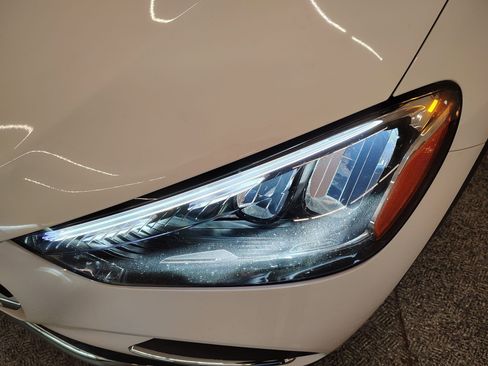 Used 2025 Mercedes-Benz GLE 350 4MATIC image 10