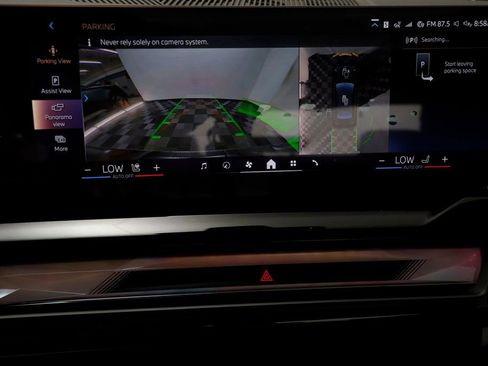 New 2026 BMW 550e xDrive w/ Premium Package image 11