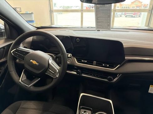 New 2026 Chevrolet Equinox LT AWD/4WD image 29