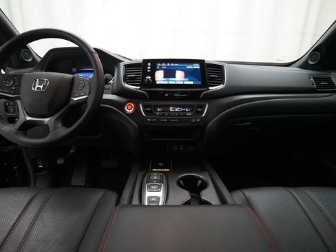 Certified 2024 Honda Passport TrailSport image 5