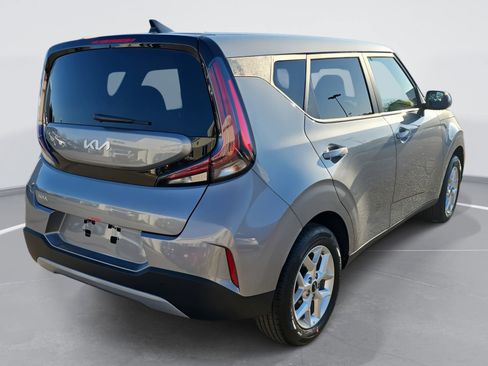 New 2025 Kia Soul LX image 5